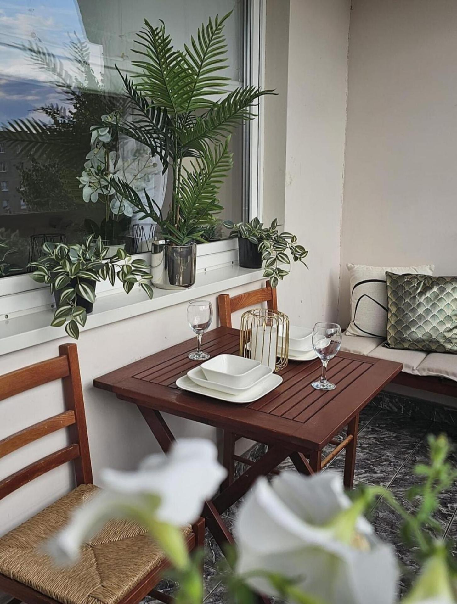 Apartment In Zyrardow 10Min To Suntago Kültér fotó